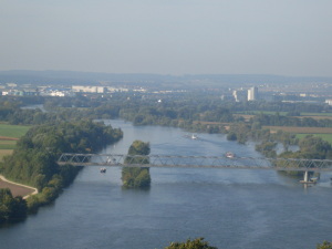 Blick auf die Domau auf Höhe der Walhalla