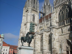 Seitliche Ansichtsicht des St. Peter Doms